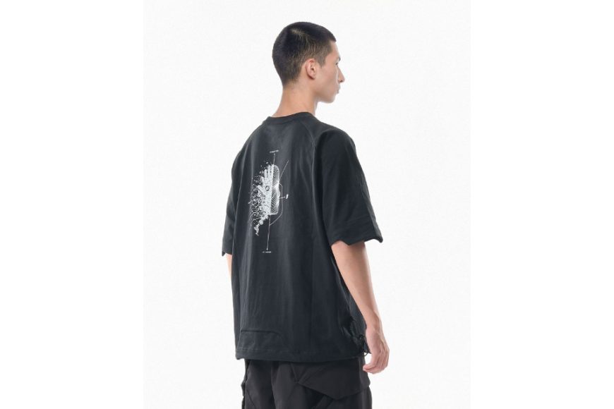 Visor Print Tee (2)