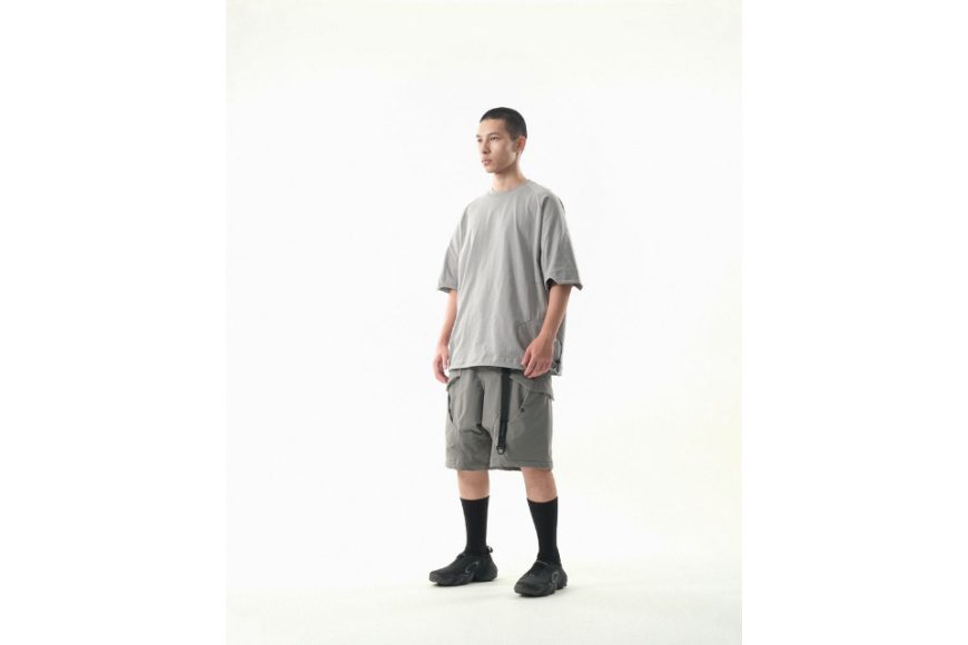 Visor Print Tee (5)
