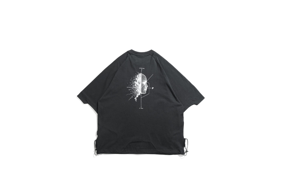 Visor Print Tee (8)