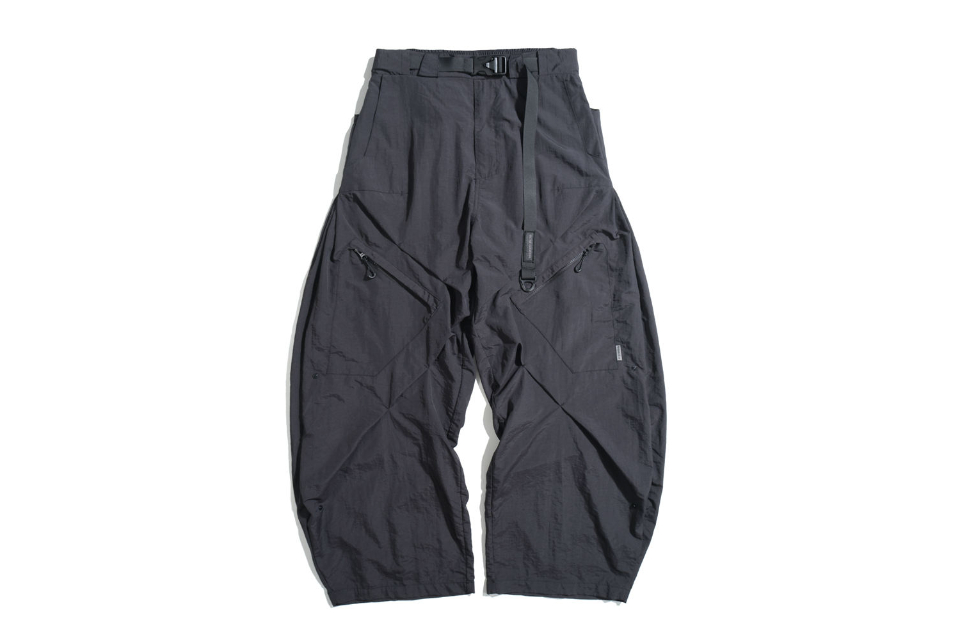 Visor Structure Pants (7)