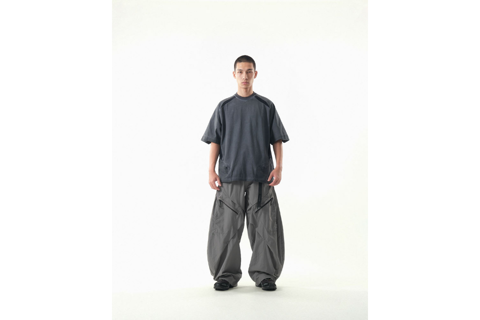 Visor Washed Panel Tee (1)