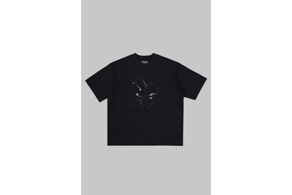EarPods Tee (7)