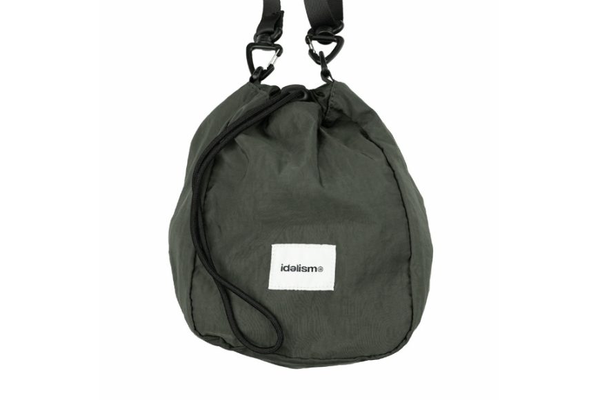 Logo Shoulder Bag (3)