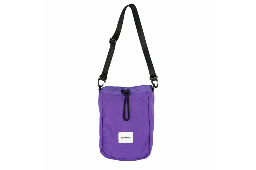 Logo Shoulder Bag (5)