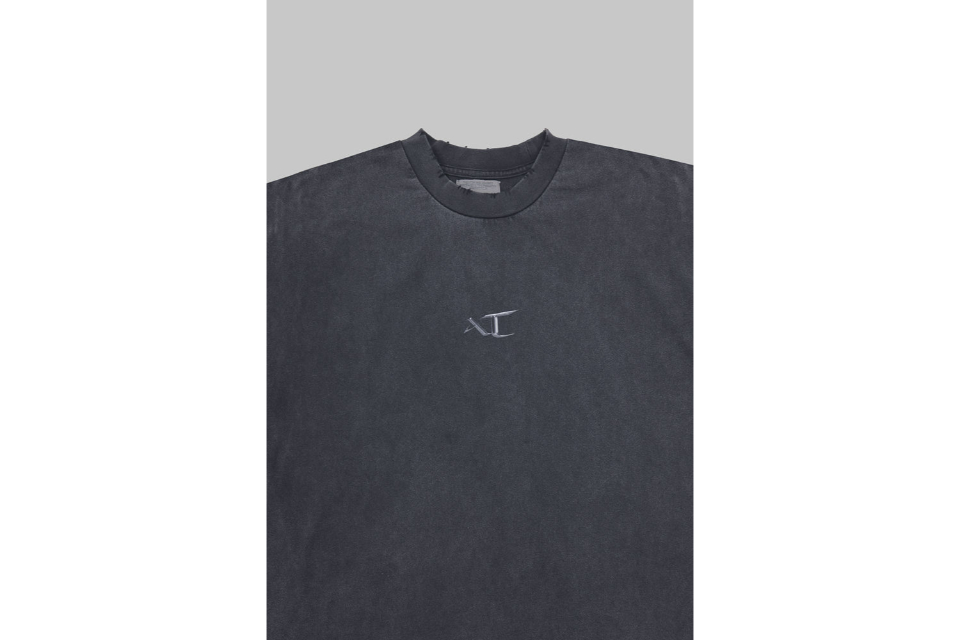 Metallic Logo Tee (6)