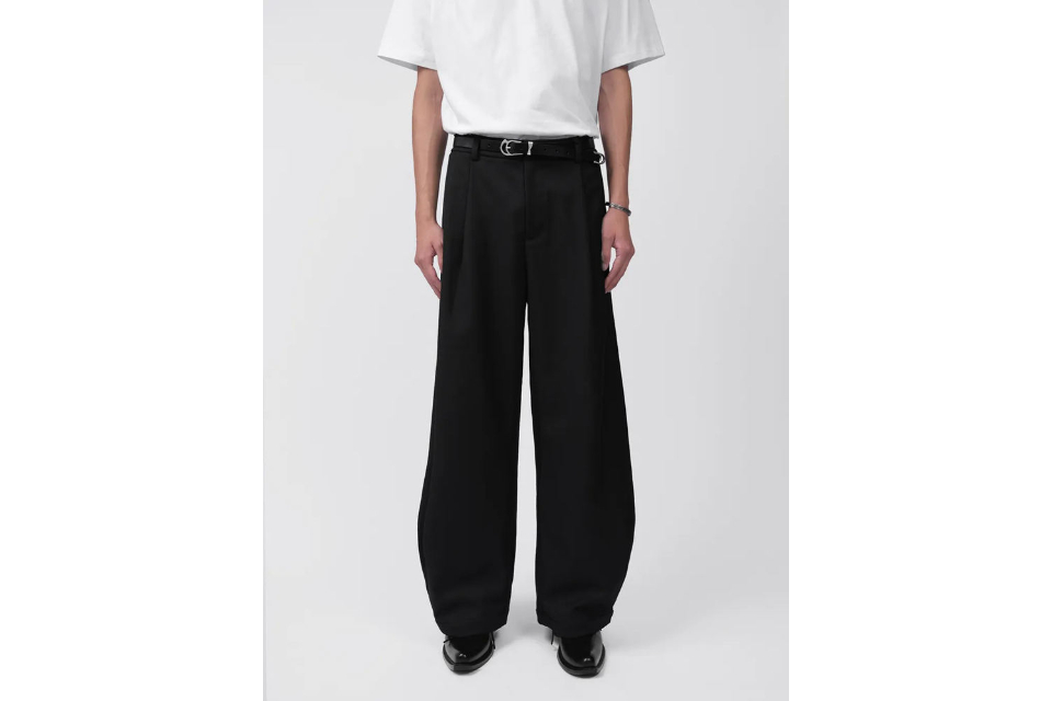 NA-P01 Pleated Trousers (1)