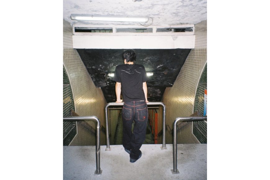 Peeling Tee (1)