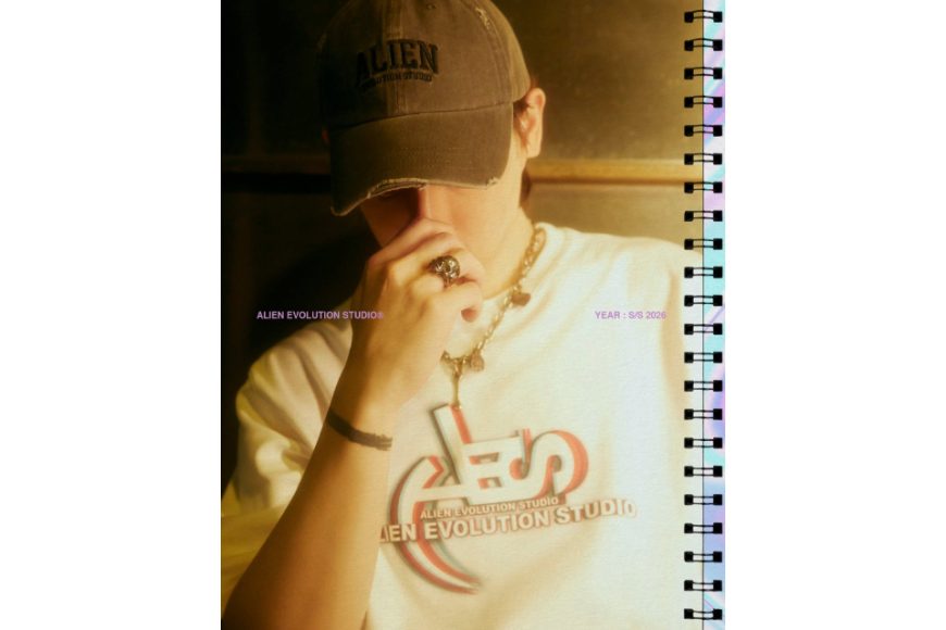 3D Classic Logo Tee (2)