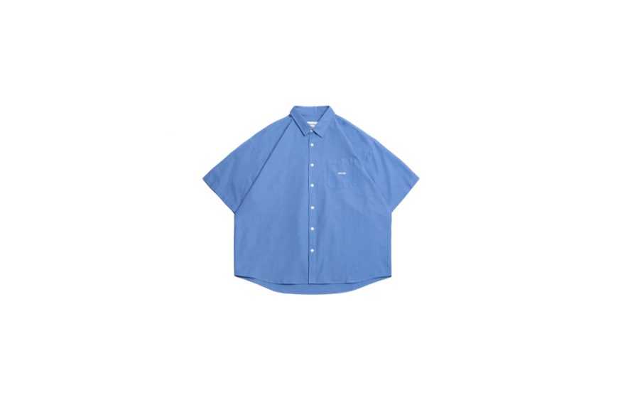 Loose-Fit Pocket Shirt (15)