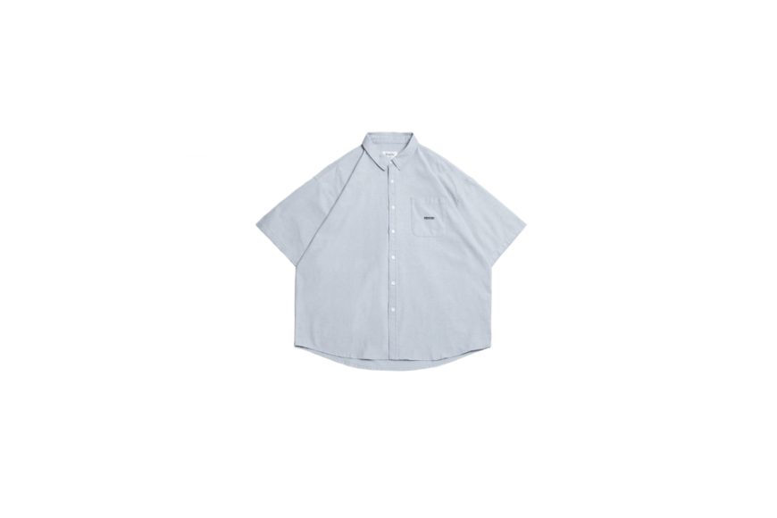 Loose-Fit Pocket Shirt (17)