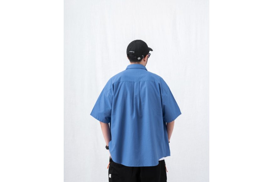 Loose-Fit Pocket Shirt (6)