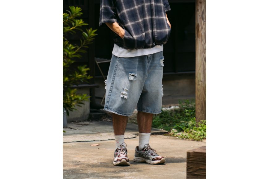 Ripped Shorts (2)