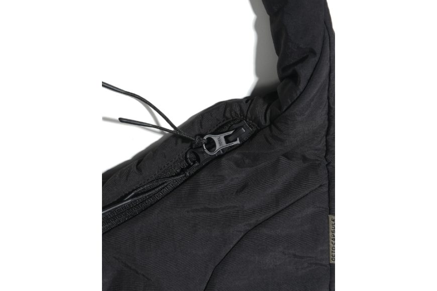 S26-C2-B Offset Void Crescent Bag (10)