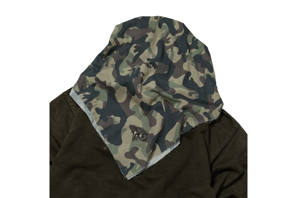 Creed Scarf Hooded Zip-up Hoodie (15)
