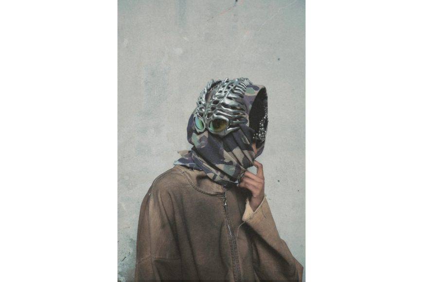 Creed Scarf Hooded Zip-up Hoodie (5)
