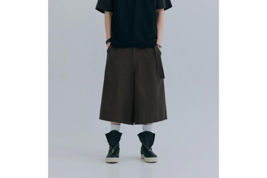 Cropped Drapey Baggy Pants (4)