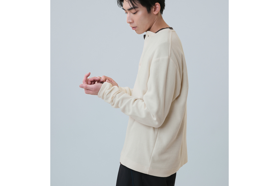 MEL. Henley LS Tee (11)
