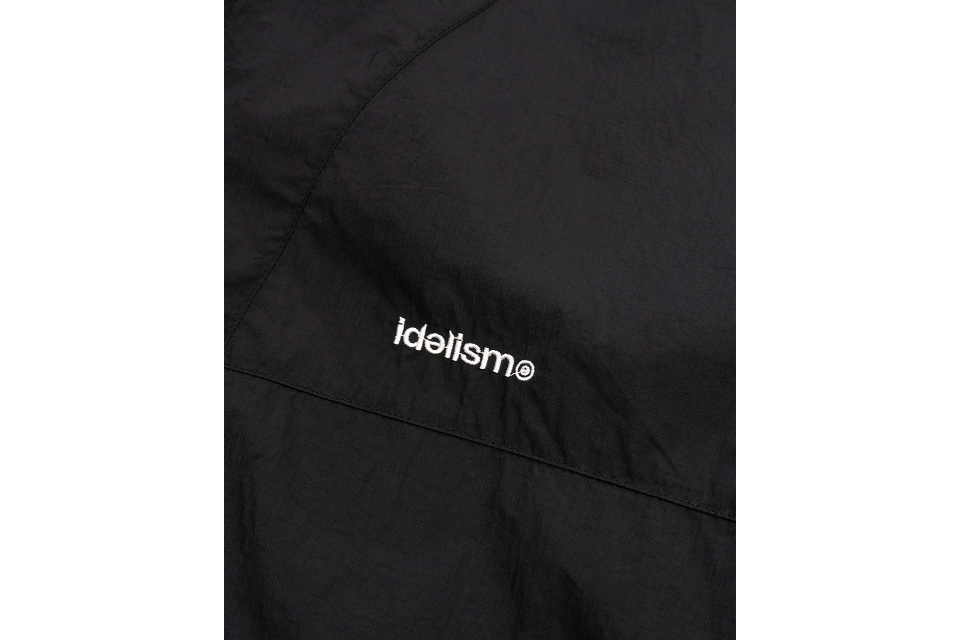 Ripstop Windbreaker (11)