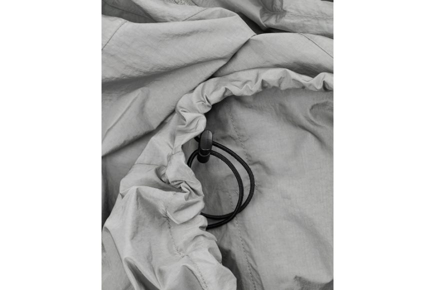 Ripstop Windbreaker (16)