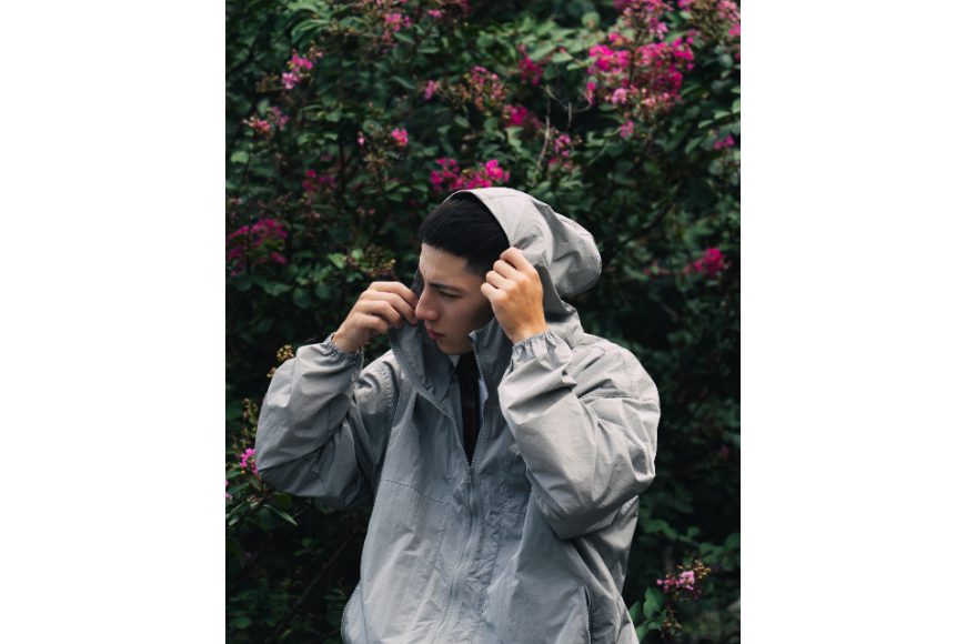 Ripstop Windbreaker (3)