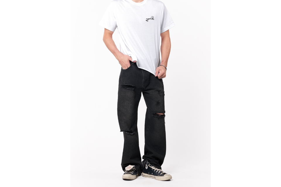 S26-P06 Distressed Jeans (1)