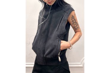 Silent Contour Vest (1)
