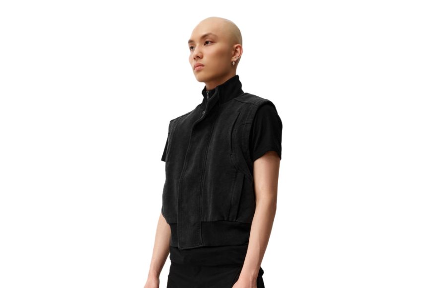 Silent Contour Vest (4)