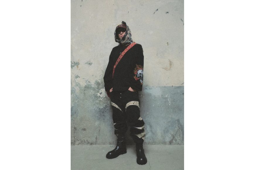 TC Two Face Sweatshirt (1)