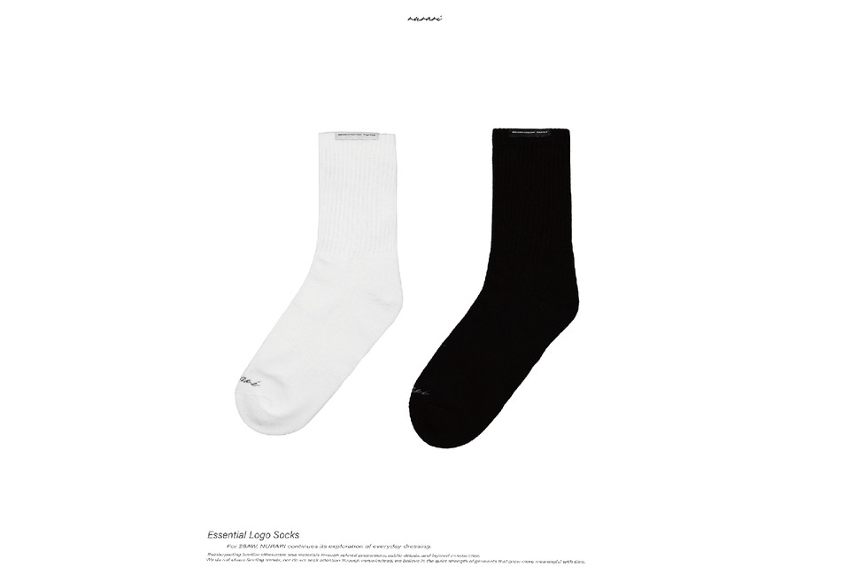 26- Civ. Essential Logo Socks (1)