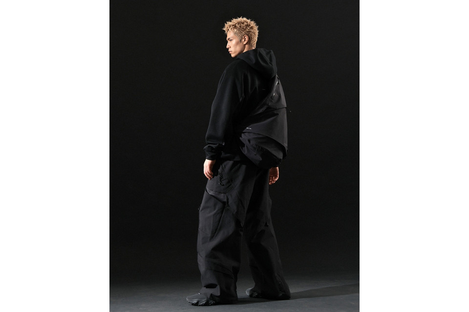 A26-S1-H Visor Layer Hoodie (3)