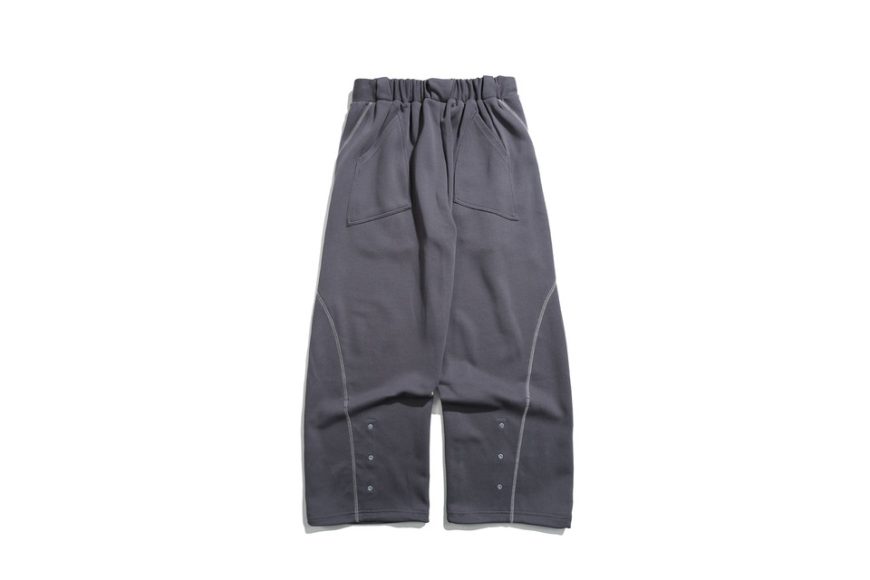 Arc Seam Sweat Pants (18)