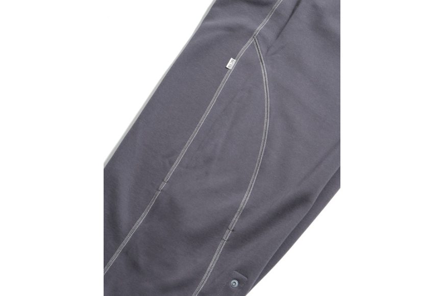 Arc Seam Sweat Pants (23)