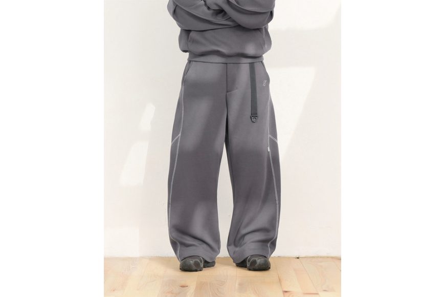 Arc Seam Sweat Pants (4)