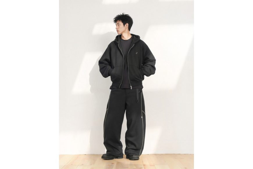 Arc Seam Zip Hoodie (6)