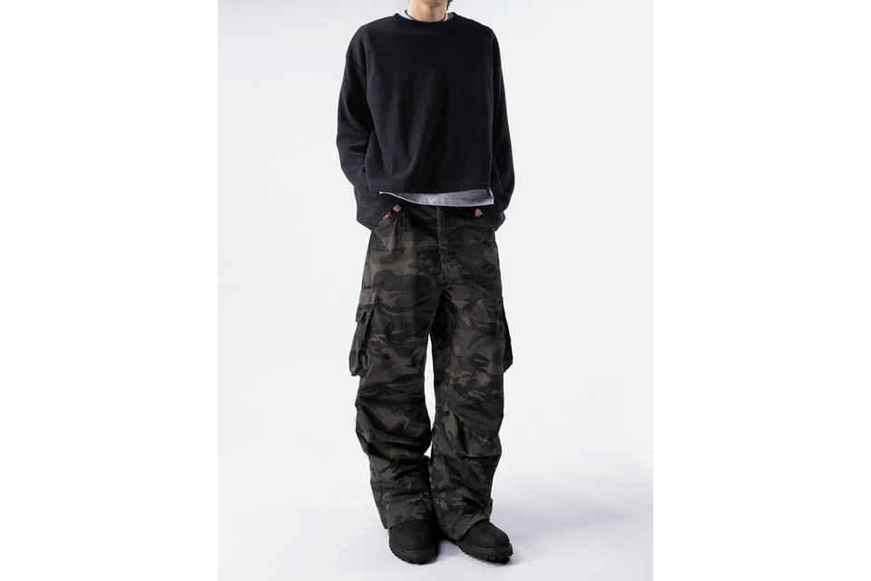 Camo Cargo Pants (1)