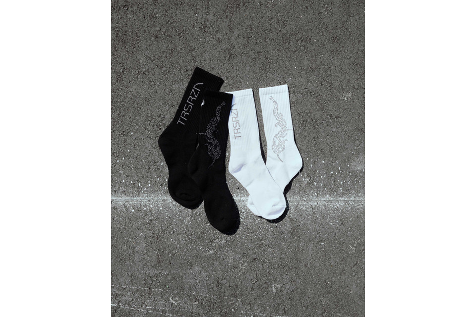 DEEP FEAR I TRSRZN Soar Socks (1)