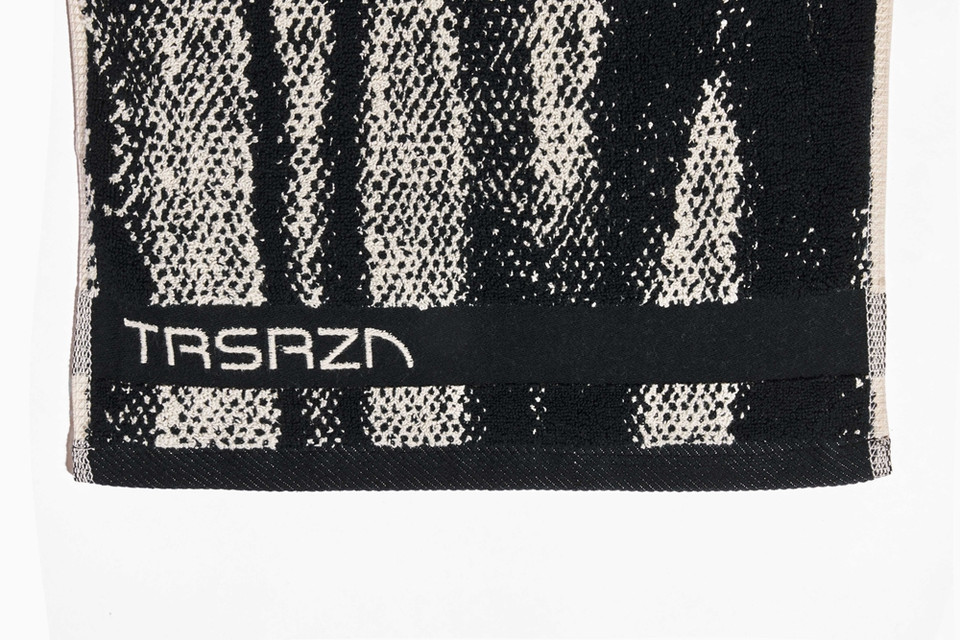 DEEP FEAR I TRSRZN Trophy Towel (8)