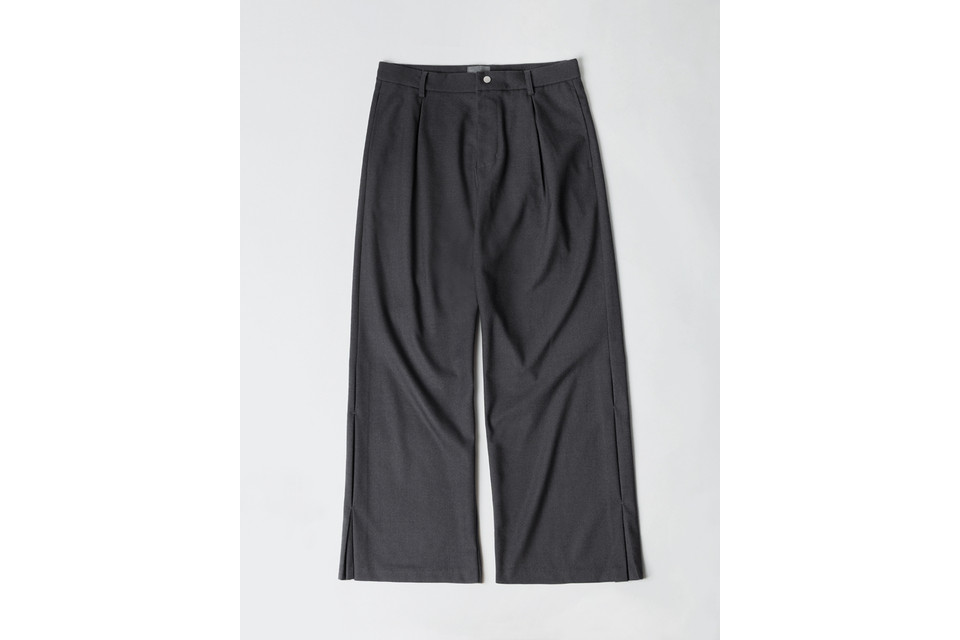 Pleated Trousers (7)